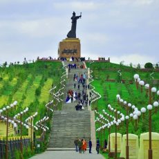 С завтрашнего дня шымкентцы смогут гулять в парках и скверах