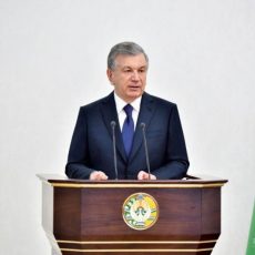 Шавкат Мирзиёев о Мактаарале: Мы очень сожалеем, что населенные пункты и посевы были повреждены Шавкат Мирзиёев