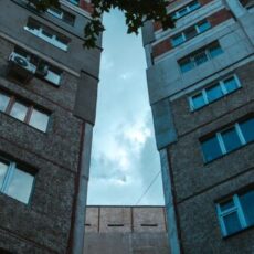 Бессимптомных корона-положительных изолируют дома