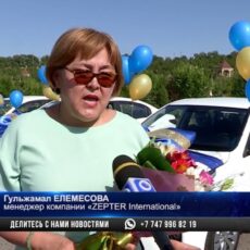 «Zepter International» подарила своим менеджерам 6 новеньких авто