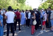 Аким Шымкента медикам про не полученную надбавку: Мы разберемся в ситуации