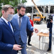 На пять трехсменных школ в Шымкенте будет меньше школа