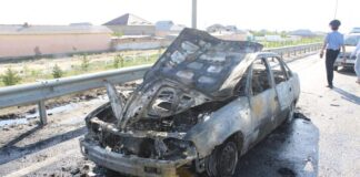 В Туркестане на трассе загорелся автомобиль пожар авто