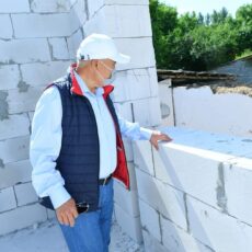 Строительство 38 домов в Толебийском районе завершат в конце июля Умирзак Шукеев