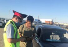 Водителей BMW, устроивших гонки, привлекли к ответственности в Туркестане гонки