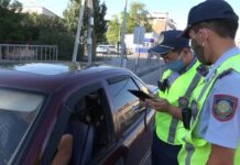 В Туркестане полицейские выявили более 400 административных правонарушений полицейские рейды