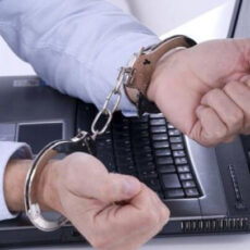 Кибербуллинг в Шымкенте под особым контролем ноутбук