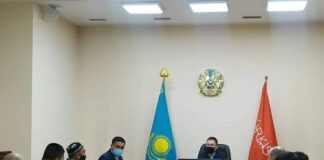 Аким Туркестана напомнил жителям, что вся земля принадлежит народу Рашид Аюпов встретился со старейшинами населенного пункта "Бирлик"