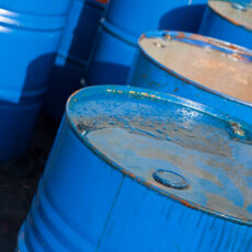 В Шымкенте выявлена незаконная транспортировка нефтепродуктов нефть в бочках