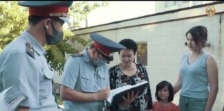 Потерявшегося 5-летнего ребенка в течение часа нашли полицейские Шымкента