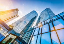 Инвестиции в крупнейший банк страны