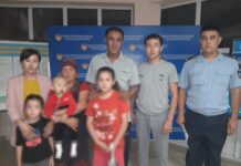 Три часа искали пропавших девочек в Сарыагаше дети