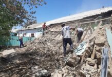 Мактаарал: В пострадавших поселках продолжается снос домов и вывоз мусора снос