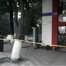 В Шымкенте произошла массовая драка возле кафе «City» (видео) драка возле кафе Сити