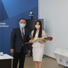 Госслужащая из Шымкента признана лучшей на республиканском конкурсе госслужба