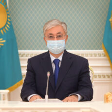 Президент РК призвал казахстанцев не идти на поводу антиваксеров Токаев