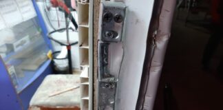 Житель Мактаарала крал ящики для пожертвований из магазинов взлом