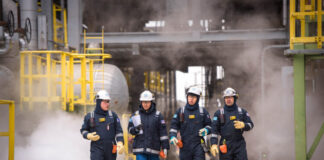 «Тенгизшевройл» эвакуирует иностранных сотрудников и их семьи