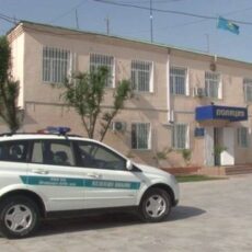 Житель Шардары украл из авто деньги и флеш-карту полиция