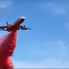 МВД: Злоумышленники распространяют фейковые видео, которые сняли якобы в Казахстане самолет