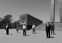 В Шымкенте почтили память умерших от коронавирусной инфекции