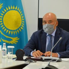 Медикаменты на 500 млн тенге закупили в Туркестанской области Шукеев