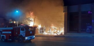 За сутки пожарные Шымкента совершили 10 выездов на пожары: тушили кафе и магазин пожар