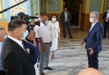 Верят ли шымкентцы Касым-Жомарту Токаеву? Токаев