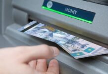 В Туркестанской области полицейские задержали работника почты, присвоившего деньги клиентов банкомат