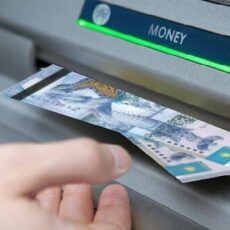 В Туркестанской области полицейские задержали работника почты, присвоившего деньги клиентов банкомат