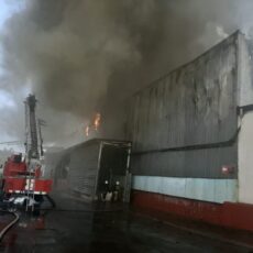 Появились подробности пожара на складе ТОО «Визит» пожар