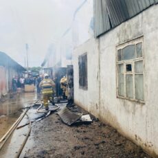 В Жетысае на рынке «Каракай 7» произошел пожар пожар