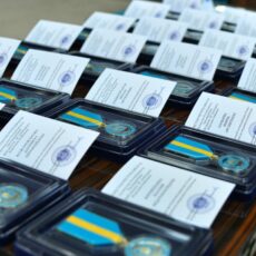 25 шымкенцев наградили юбилейной медалью медаль