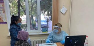 Ведущие онкологи проконсультировали шымкентцев онколог