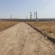 На дорогах жилых массивов Енбекшинского района проложили гравий проложили гравий