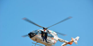 Вертолет МЧС оперативно доставил пациента в клинику Шымкента вертолет