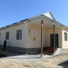 В населенном пункте Оргебас снесены и заново отстраиваются 194 дома стройка