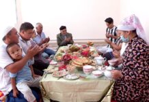 Жители затопленных Оргебаса и Фирдоуси празднуют новоселье