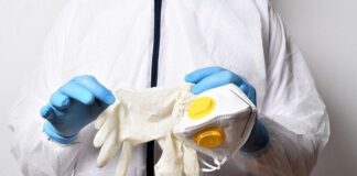 Низкая доля выплат медикам отмечается по всем регионам врач