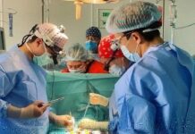 В Сайрамском районе новорожденному провели сложную операцию на сердце операция