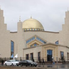 Общественным фондом Болата Назарбаева открыта новая мечеть «Тәубе» в Талдыкоргане мечеть
