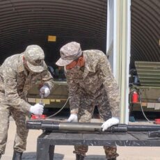 Военнослужащие в Шымкенте готовят технику и вооружение к зиме военные