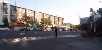 В Шымкенте автобус сбил женщину с ребенком зебра