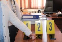 Украденный телефон вернули девушке полицейские в Туркестанской области кража телефона