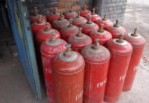 Почему казахстанцы не могут отказаться от газовых баллонов