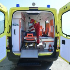 Задержанный прыгнул с лестницы в здании полиции Шымкента скорая помощь