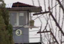 Как отбывают наказание педофилы, убийцы и воры