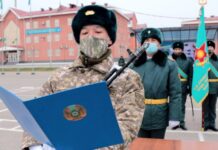Новобранцы в Шымкенте приняли присягу