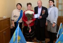 В Шымкенте супружескую пару поздравили с бриллиантовой свадьбой бриллиантовая свадьба
