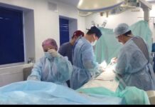 В Шымкенте проведена родственная трансплантация почки операция